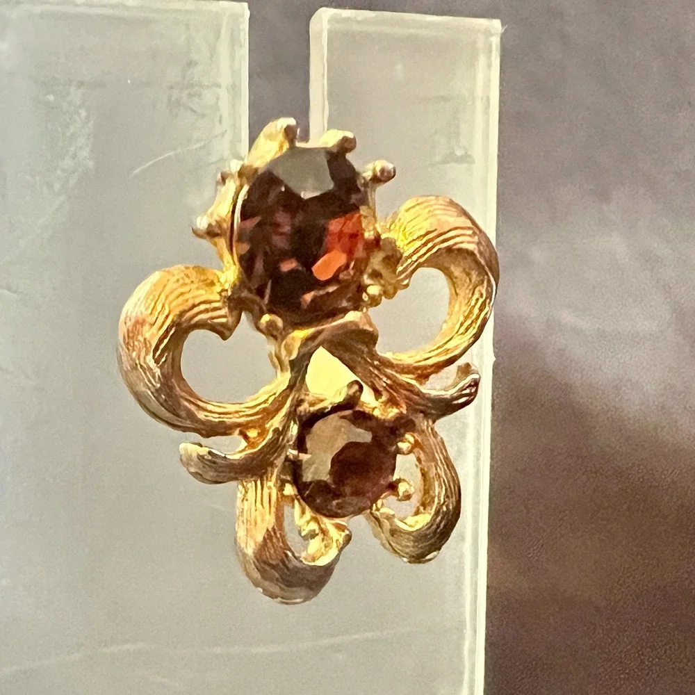 Vintage 1960s Gold Clip-On Earrings Copper‎ Orange Rhinestone Scroll Pat Pending